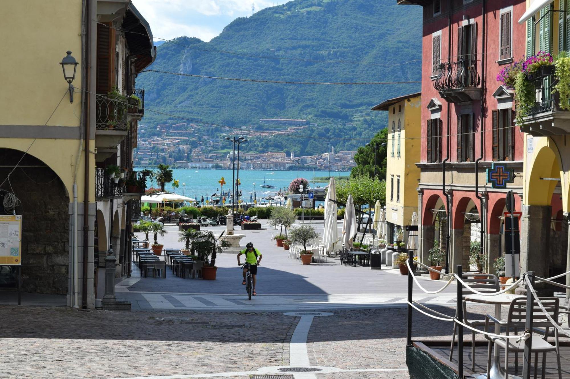 Aros Mountain Lake Iseo Hospitaliy Pisogne Buitenkant foto